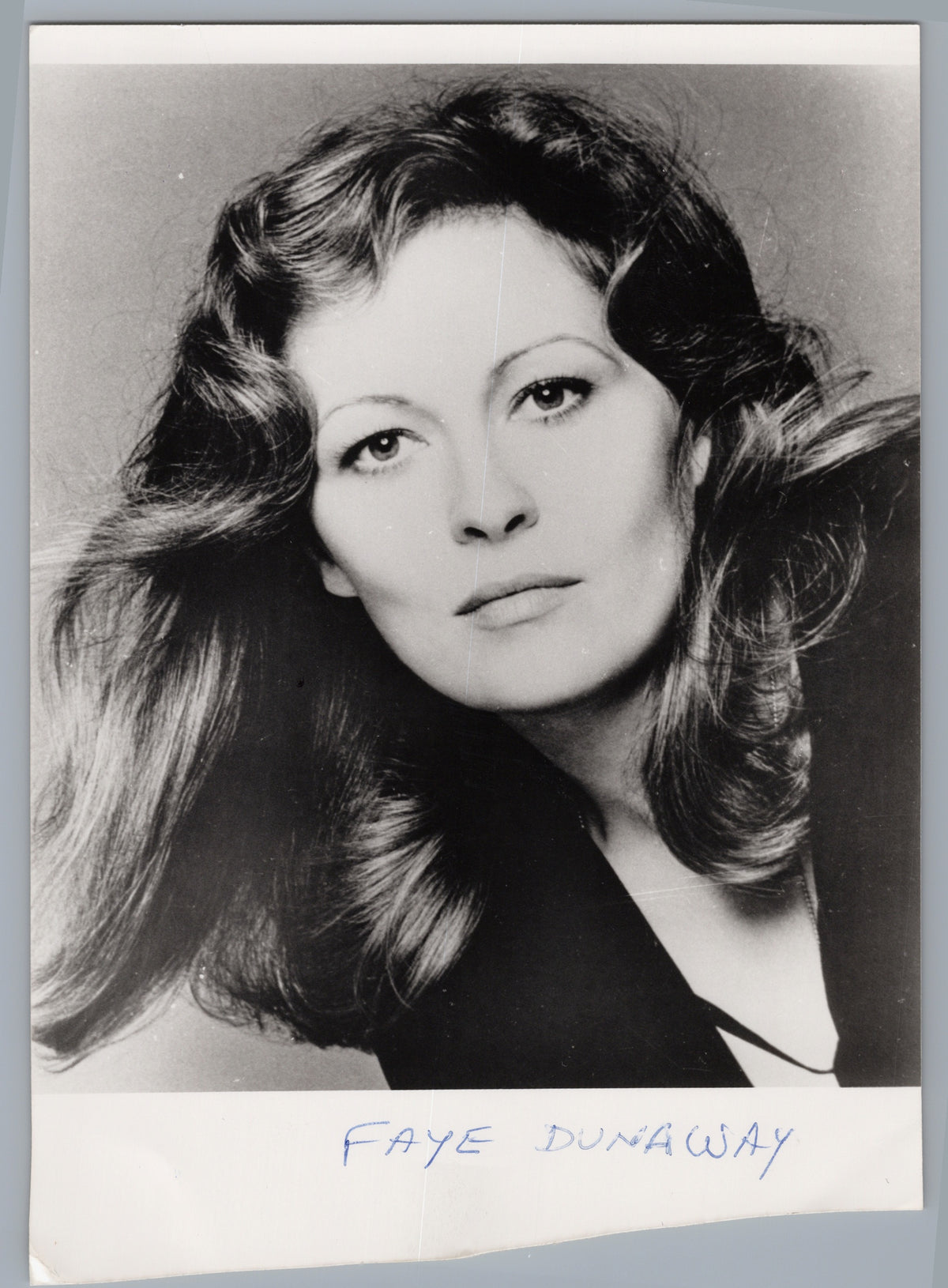 Faye Dunaway — Close-Up Portrait — front