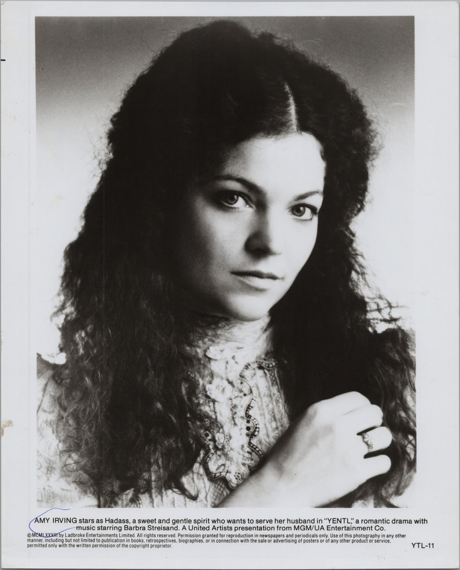Amy Irving as Hadass in Yentl