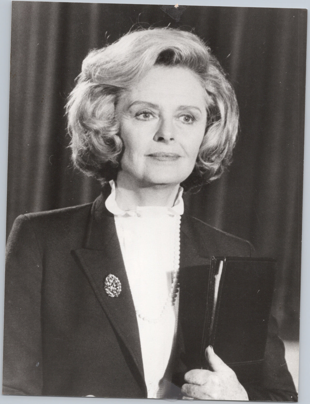 Donna Reed — Portrait with a Folder — front