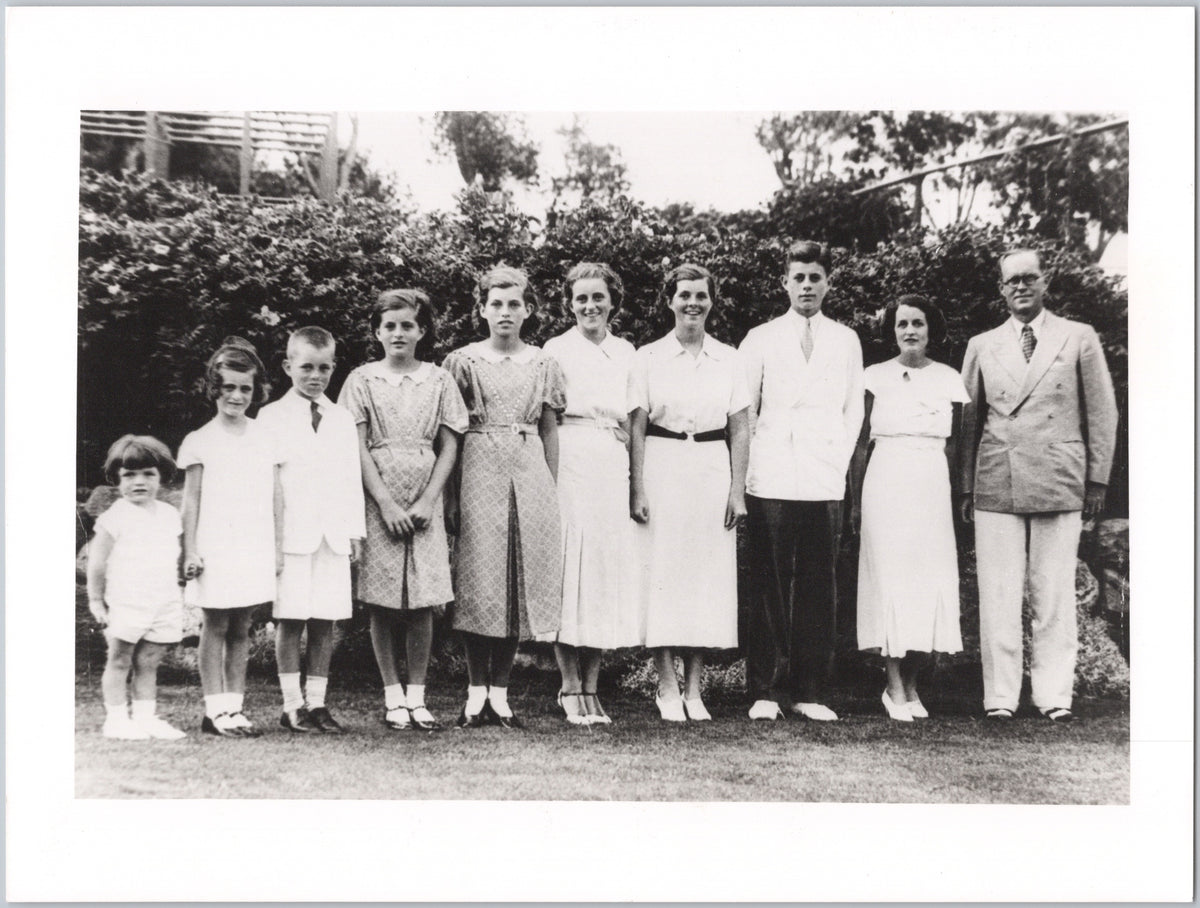Kennedy Family — Outdoor Group Portrait — front