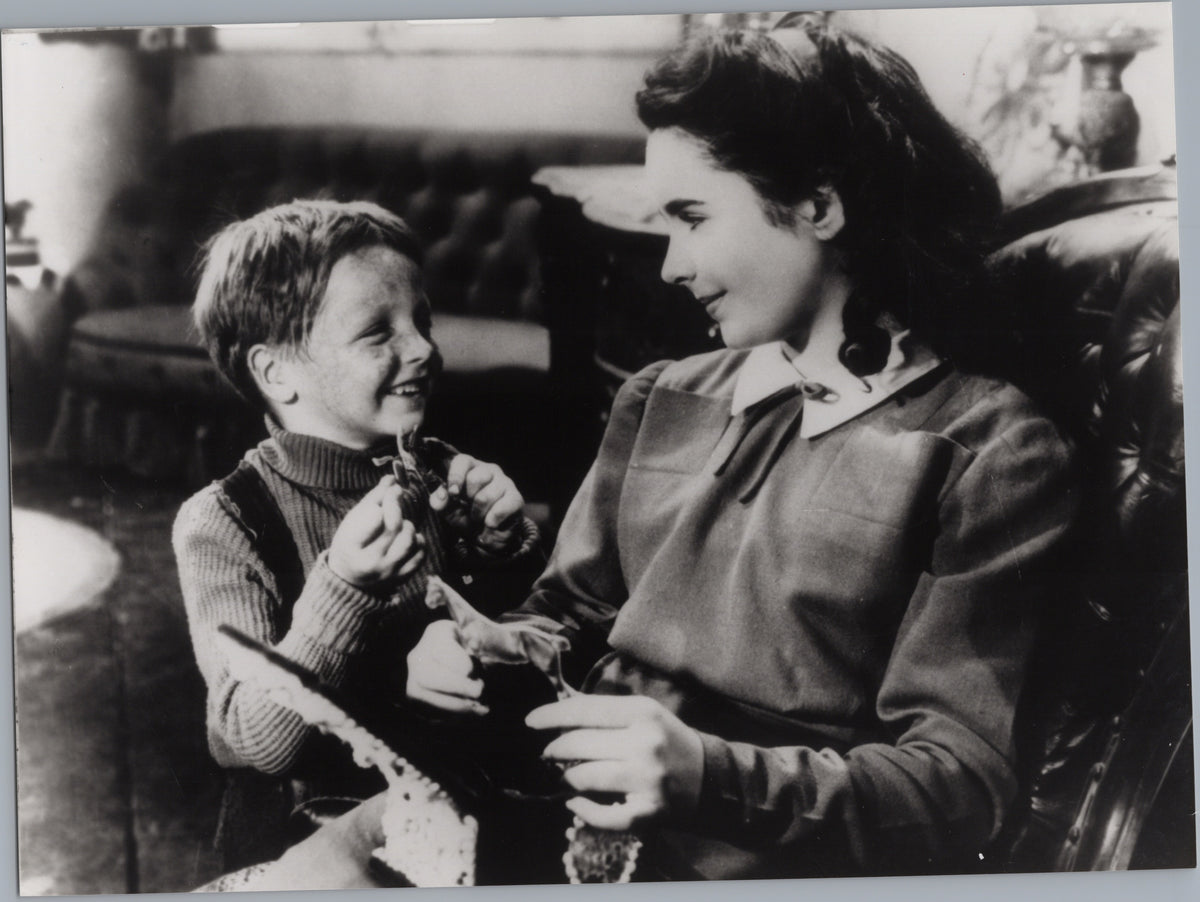 Elizabeth Taylor in National Velvet — front