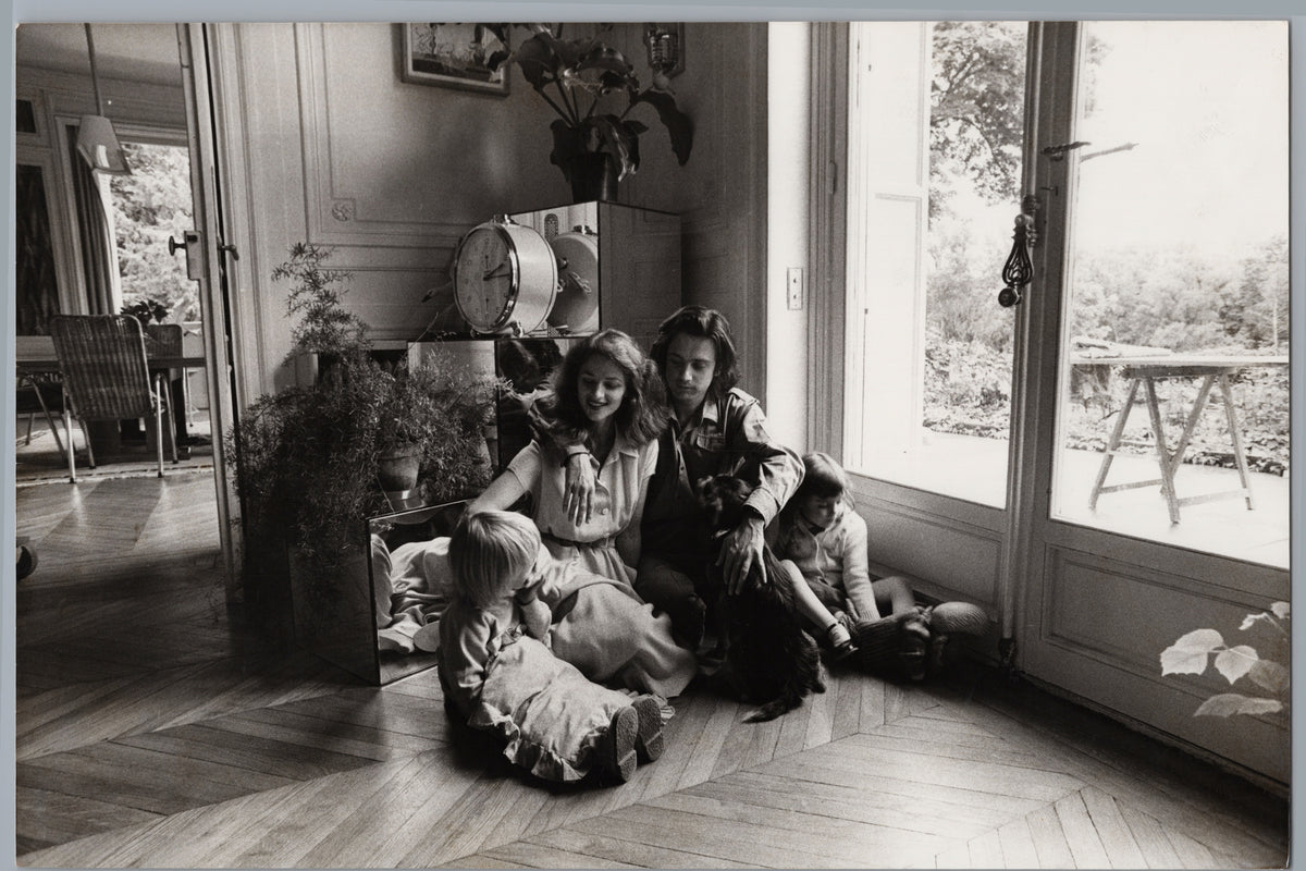 Charlotte Rampling and Jean-Michel Jarre with Family — front