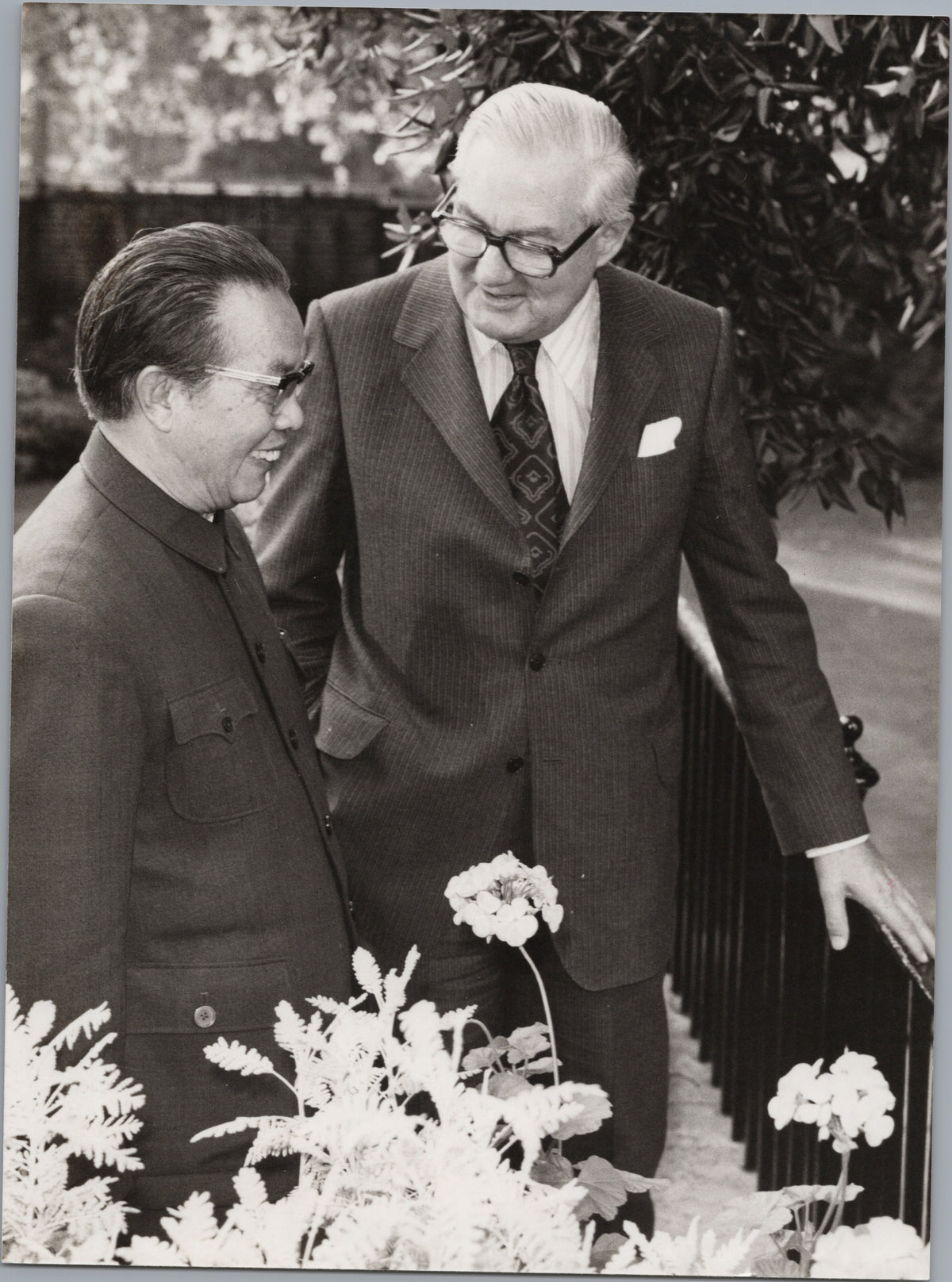 Huang Hua and James Callaghan in the Downing Street Garden — front