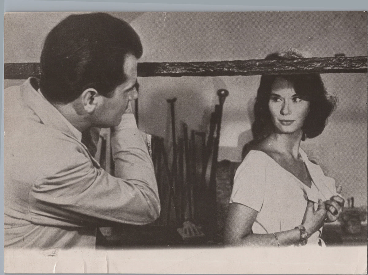 Gabriele Ferzetti and Lea Massari in L'Avventura — front