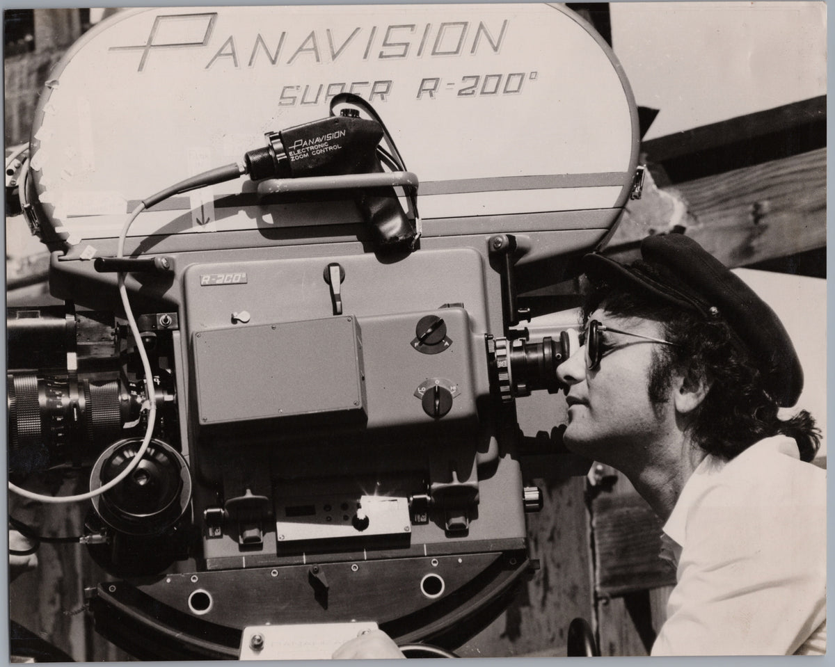 Joe Dante at the Camera — Gremlins — front