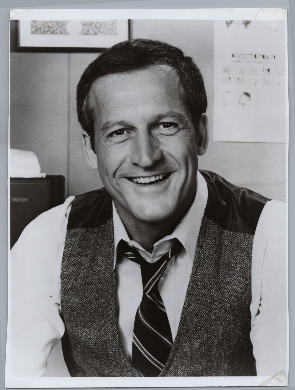 Daniel J. Travanti as Captain Frank Furillo — front